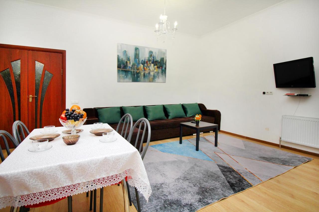 Уютные И Комфортные Квартиры В Жк Манхэттен Apartment Almaty Exterior photo
